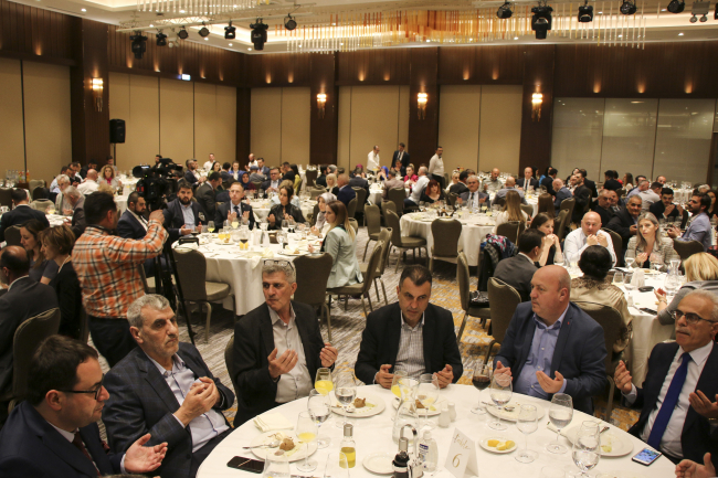 TİKA ve MATÜSİTEB Üsküp'te iftar verdi